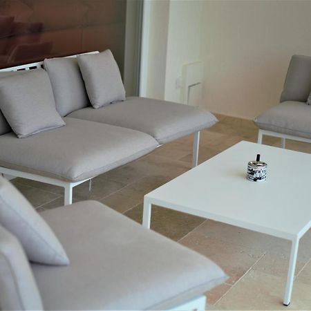 Villa M - Your Business & Holiday Apartment In シベニク エクステリア 写真
