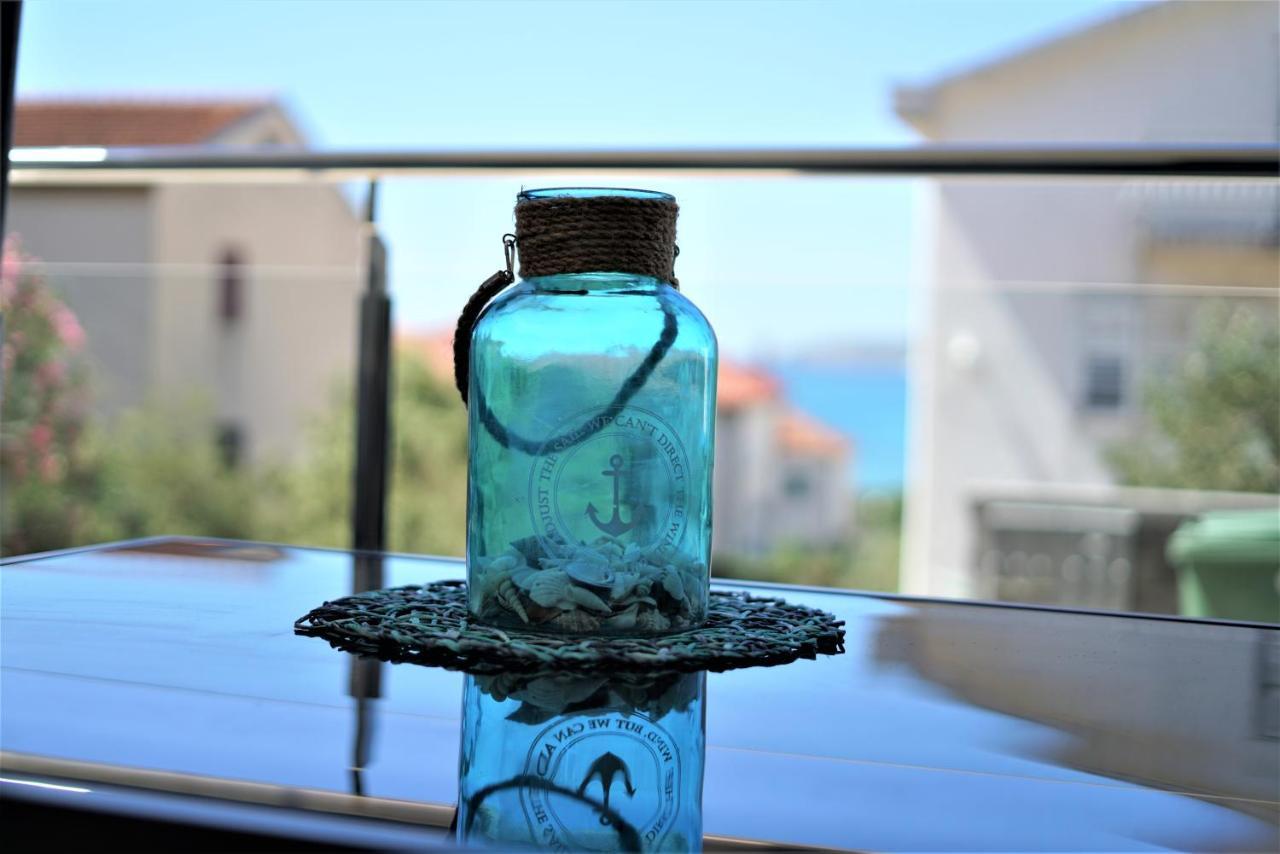 Villa M - Your Business & Holiday Apartment In シベニク エクステリア 写真